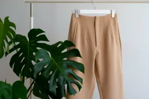 Jak się ubrać na wernisaż? Stylowe propozycje